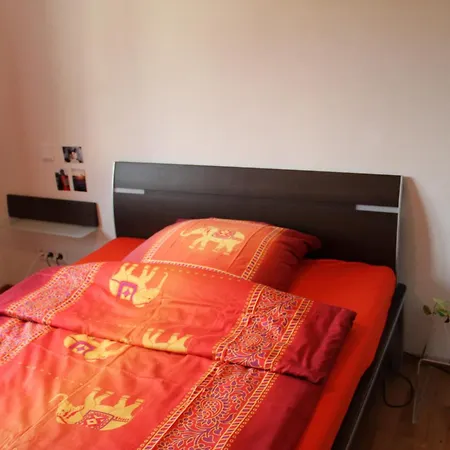 Masterbedroom *